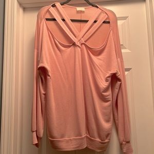 NWOT Blush Pink Knit Top w/Criss Cross Neckline Sz L